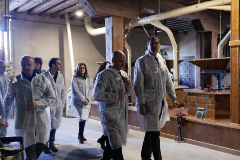 Visita del Viceconsejero de Desarrollo Rural de la Junta de Castilla y León y Director General del ITACyL al Molino de Piedra